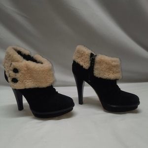 UGG Georgette Black Suede and sherpa   Heel Bootie 8